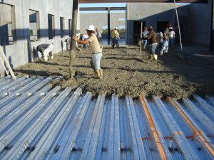 بتن روی سقف عرشه فولادی