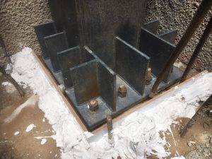 اشتباهات رایج در گروت ریزی صفحه ستون و نحوه اجتناب از آن‌ها - بتن فا